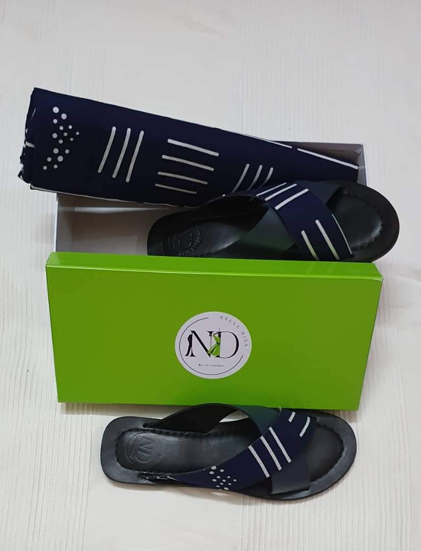 Sandales "Nuit Étoilée" – Cuir Noir &amp; Textile Géométrique