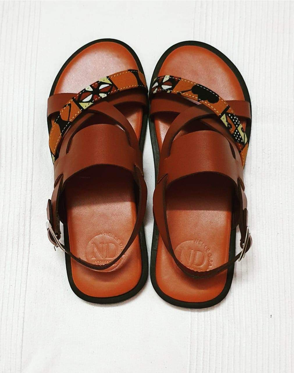 Le Nu-Pied Croisé
